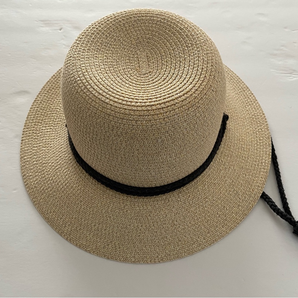 FURTALK Straw Sun Beach Hat (3” Brim) Adjustable Neck Tie NWOT new! - Picture 2 of 8